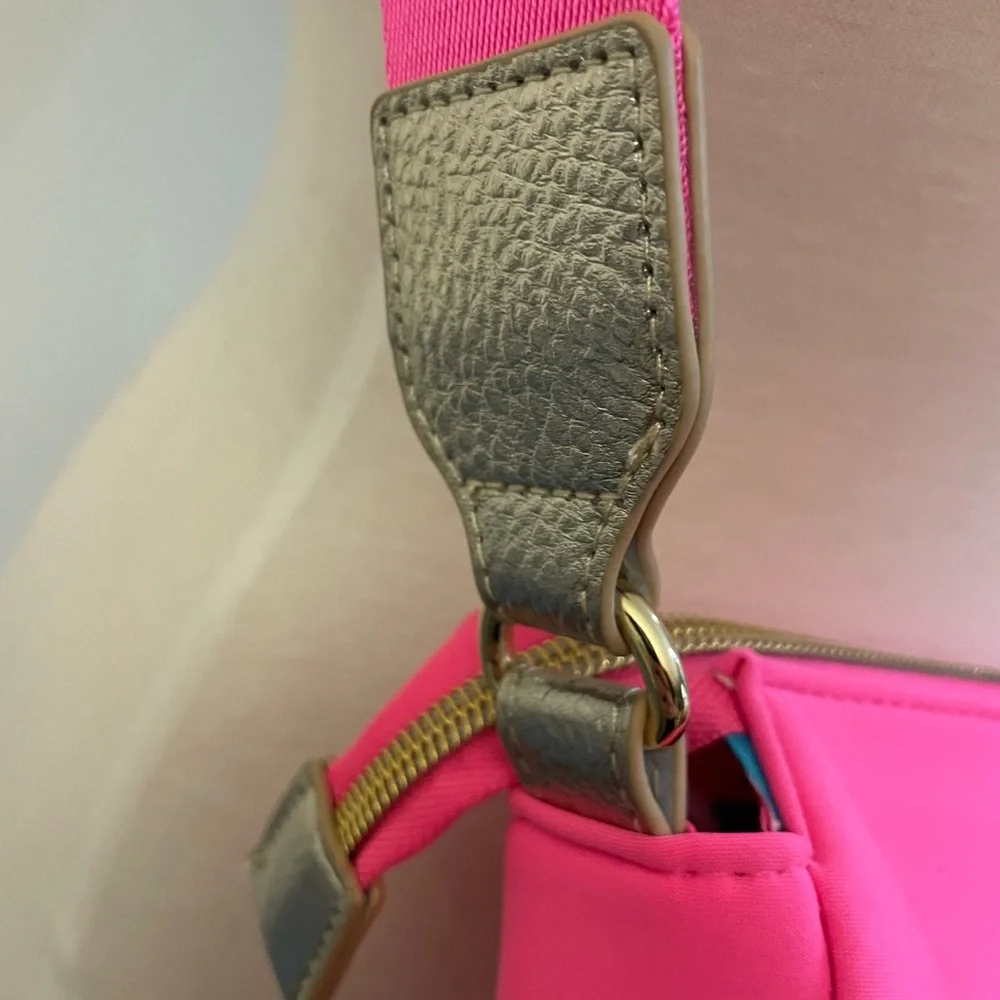 LILLY PULITZER Giavanna Neoprene Crossbody Bag Purse AURA